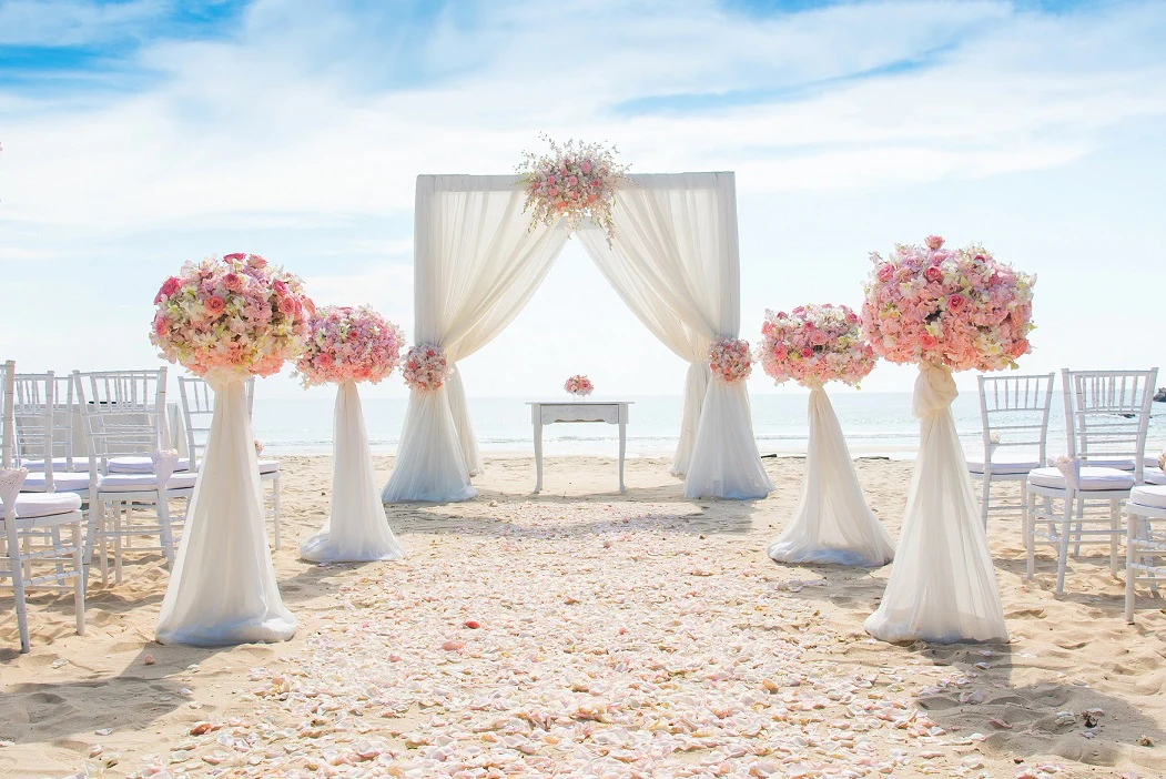 outdoor wedding backdrop