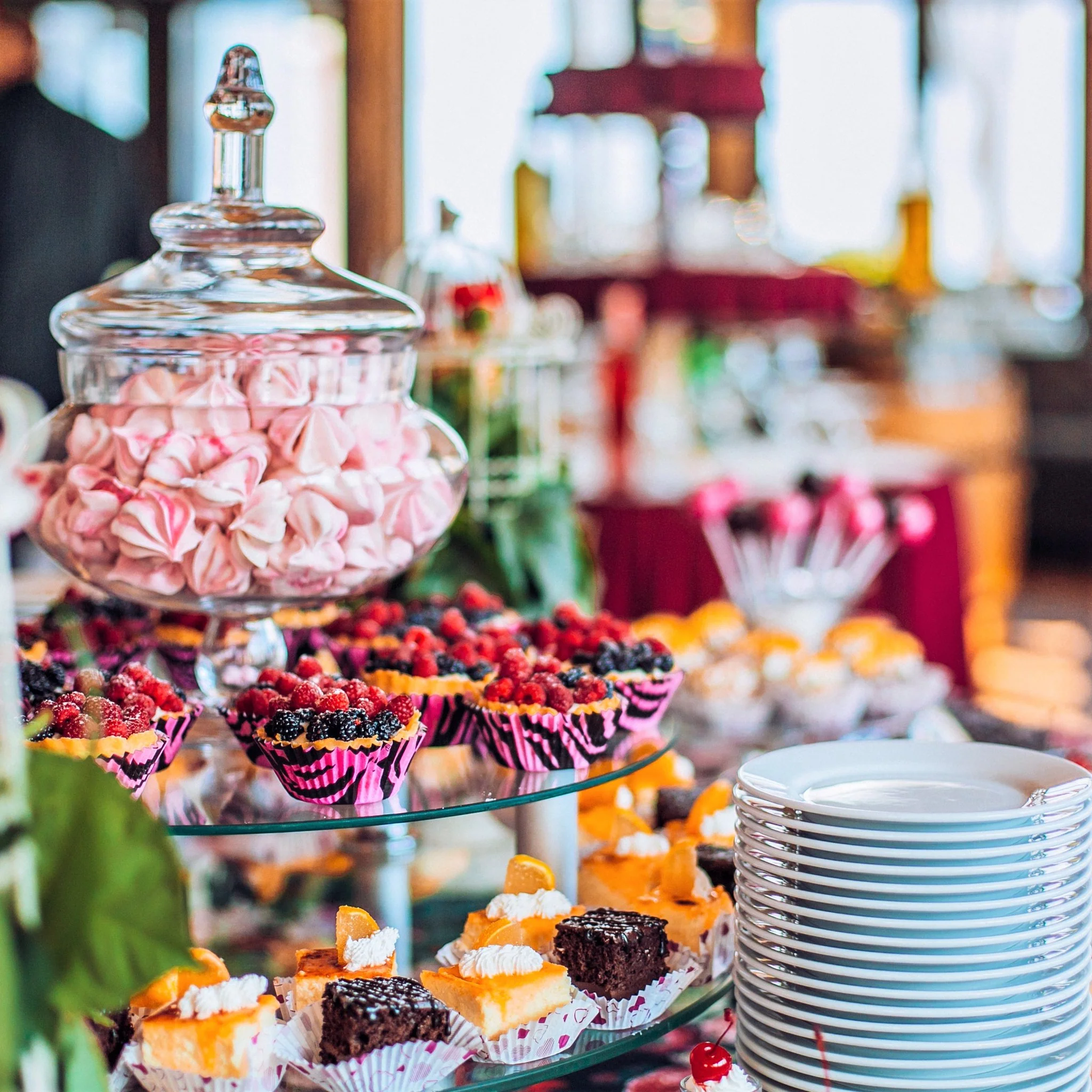 wedding cake stand